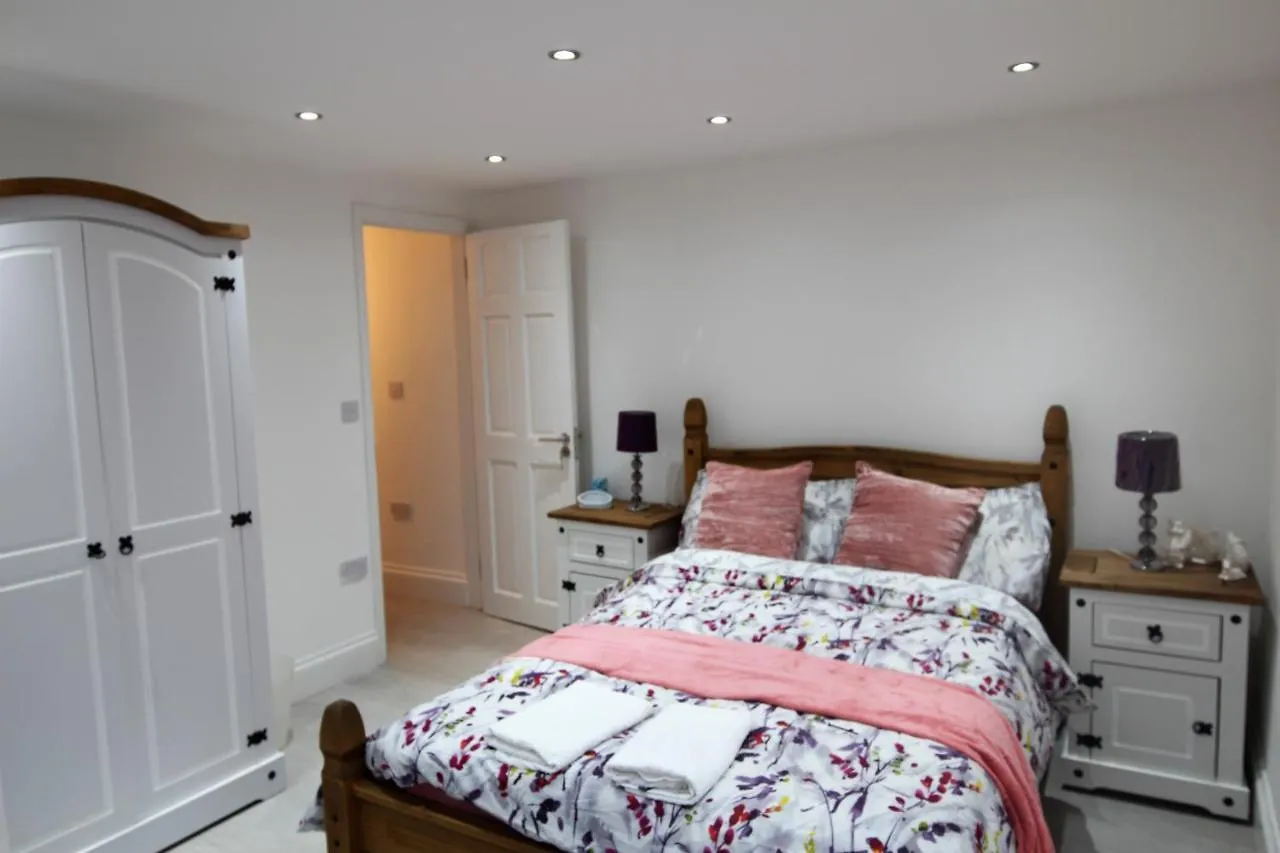 Newly Refurbished 2 Bedroom Apartment In The Heart Of Greenwich London 0*,  United Kingdom